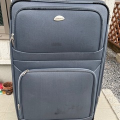 スーツケース　キャリーケース　グレー　大型