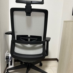 イトーキ サリダYL7 使用1年 ↓値下げ