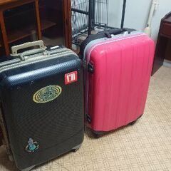 【ピンクは完売！】【2つあります】スーツケース　♦サイズ　高さ７...