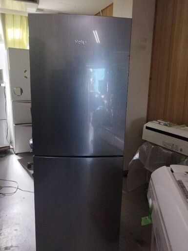 よく冷える ハイアール 冷蔵庫300リッター2011年製 別館においてます