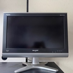 シャープ　20インチ　液晶テレビ