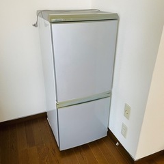 シャープ　冷凍冷蔵庫　SJ-14M-S　２００７年製