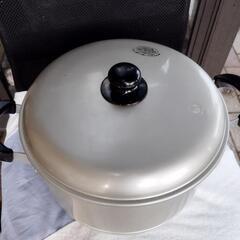 蒸し器付き鍋。未使用品