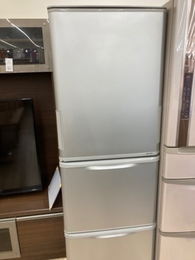 SHARP(シャープ)の3ドア冷蔵庫SJ-W351E-Sのご紹介です。 www