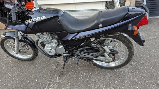 CBX125F 綺麗 レストアベースに！ CBX125Fのパーツをホンダ系列の