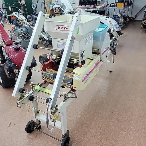ヤンマー 半自動播種機