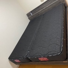 クイーンベッド　使用年数1年　お譲り手決まりました