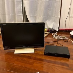 無料！22インチAQUOSテレビ、Panasonicハードディス...