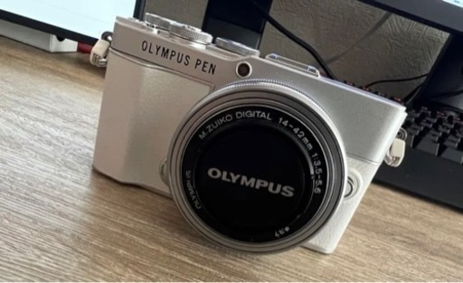 【美品】OLYMPUS PEN E-P7 レンズキッ