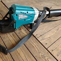 値下げ！！騒音対策に！マキタ 36V 充電式草刈機 Uハンドル MBC231D