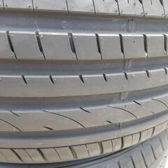 新品同様タイヤ4本　245 45 20