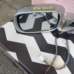 TOYOTA クラウン　180系　ロイヤルサルーン