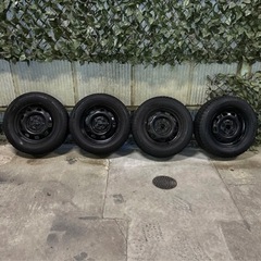 成約済み　フォルクスワーゲン　ヴァナゴン　205/65R15