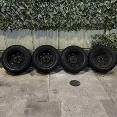 成約済み　フォルクスワーゲン　ヴァナゴン　205/65R15