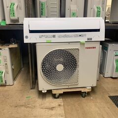 K04334 東芝 中古エアコン 主に6畳用 冷房能力 2.2KW ／ 暖房能力 2.2KW