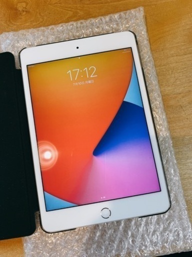 iPad mini 4 ／ 32GB シルバー セルラーモデル