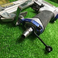 マキタ AT422CA 軽天タッカー 本体のみ【市川行徳店】【店頭取引限定】【中古】管理番号：IT9BW2RKKBOM マキタ AT422CA 軽天タッカー 本体のみ【市川行徳店】【店頭取引限定