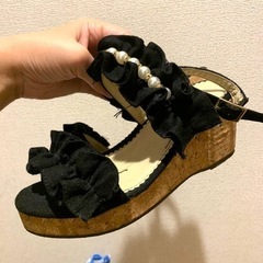 22cm サンダル　女の子　靴