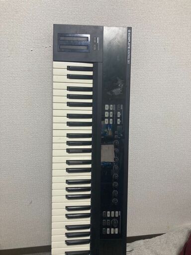 KONTROL S61 ライセンスあり　中古　本体のみ
