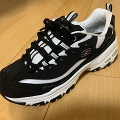 SKECHERS新品未使用 5000円