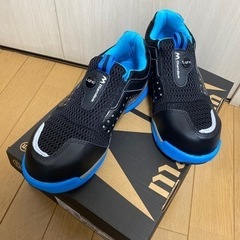 【取引中】安全靴　23.0cm