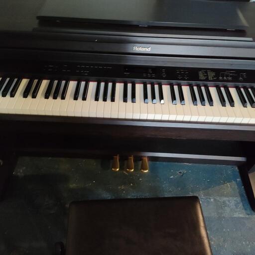 Roland HP-335 電子ピアノ 配達込み ペダル3つ 椅子セット | stainu