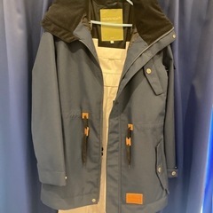 新品スノボウェア　Mサイズ