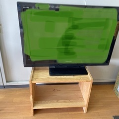 32型液晶テレビ