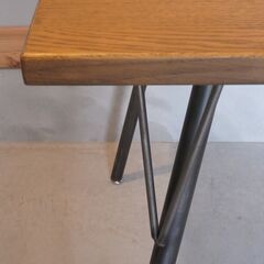journal standard(ジャーナルスタンダードファニチャー)のサンク ダイニングテーブルです。アイアンとオーク材がインダストリアルな雰囲気に。工業系やブルックリンスタイルなどに♪DG120