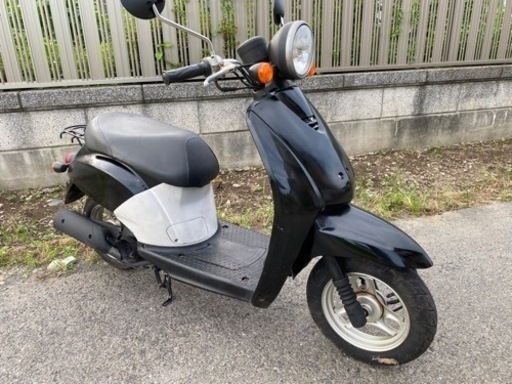 ☆トゥデイ低燃費4スト☆タイヤ・バッテリー・プラグなど新品交換^_^色々整備で快調ですよ☆50cc原付スクーター☆