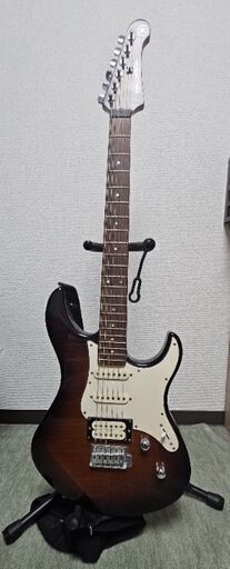 弦楽器、ギター Pacifica 112V