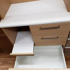 オープン食器棚