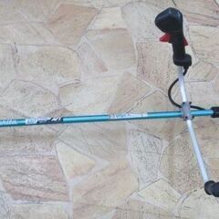 337 充電式刈払機 makita マキタ MUR002GRM 中古品