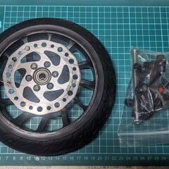 ディスクブレーキ付き　キックボード　　　　