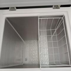 マクスゼン 上開き冷凍庫 22年製 99L       TJ1027