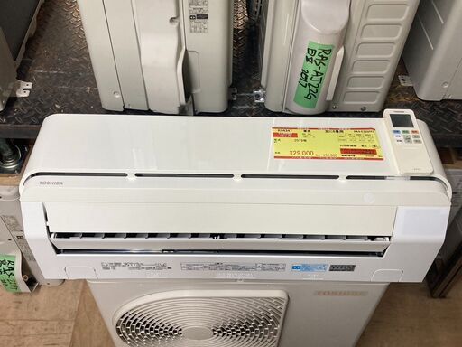 K04347　東芝　中古エアコン　主に6畳用　冷房能力　2.2KW ／ 暖房能力　2.2KW