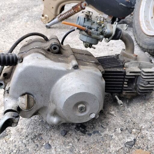 ★支払総額5.8万円★走行テスト済み！関東圏内即日配送可能！ ホンダ プレスカブ50  AA01 4スト、インジェクション♪フロントカゴ！リアキャリア付き！通勤通学に♪ ☆支払総額5.8万円☆走行テスト済み！関東圏内即日配送可能！ ホンダ