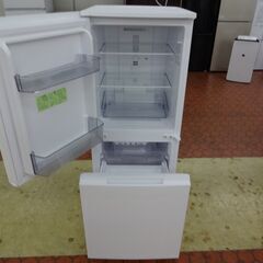ID 353312　冷蔵庫２ドア　152L　打痕あり　シャープ　２０２２年製　SJ-D15H-W