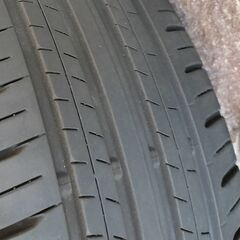 中古タイヤ　ダンロップ ENASAVE EC300+ ２１５/５０R１８ 
