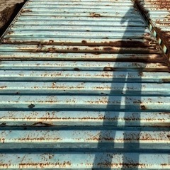 20ftコンテナ 雨漏り サビ有り