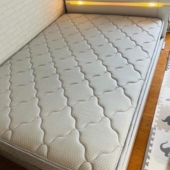 ベッド売ります