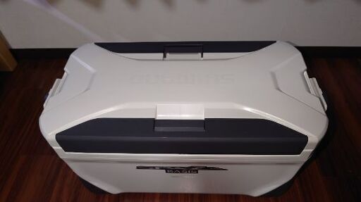 クーラーボックス　SHIMANOスペーザベイシス250
