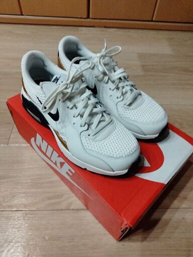 ☆NIKE AIR MAX (エアマックス)EXCEE 24cm 未使用品