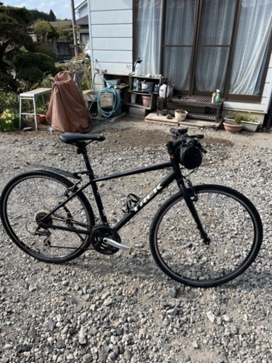 TREK クロスバイクFX2