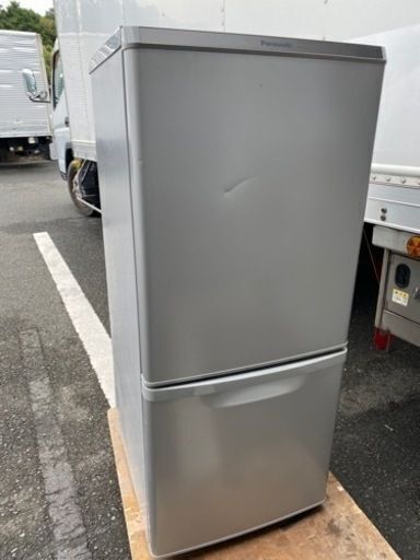 【値下げ】　焼2018年式　冷蔵室焼けあり　パナソニック Panasonic NR-B14AW-S [パーソナル搭載冷蔵庫 (138L・右開き) 2ドア シルバー]