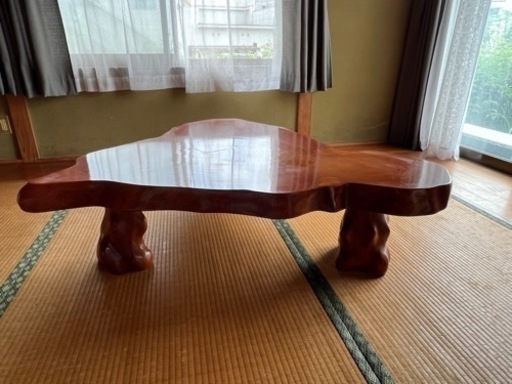 一枚杉のテーブル