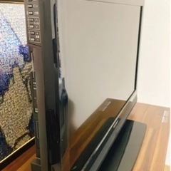 液晶テレビ