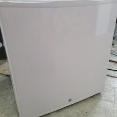 【新商品】アントビー　小型冷凍庫　冷凍庫　AT-F40L　４０Ｌ...
