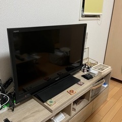 テレビ　SHARP 32インチ