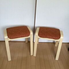 【ネット決済】スツール 2個 セット 椅子 オレンジ クッション...